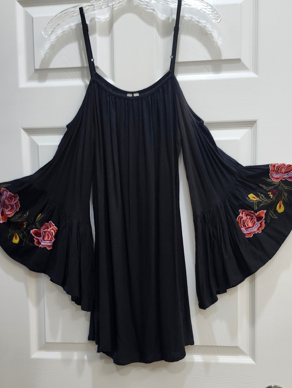 Feathers Off the Shoulder Floral Embroidered Dress Bell Sleeves Boho Size Large - Picture 2 of 8